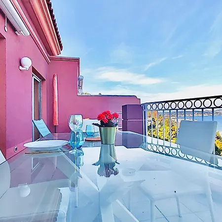 Superbe Vue Dans Avec Piscine * Theoule-sur-Mer